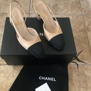 ❌ SOLD ❌: Chanel Black & Beige Sling-Back